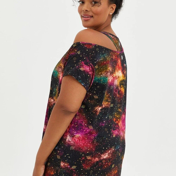Torrid Cosmos Performance Jersey Off-Shoulder Short Sleeve Active Tee Size 3 - Picture 9 of 12